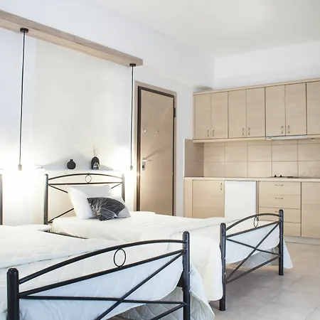 Krinis Apartment *