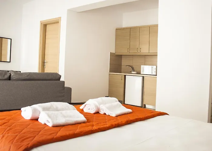 Krinis * Rhodes City